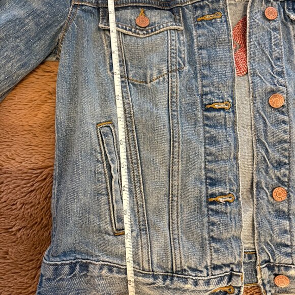 Lucky Brand Heart "💔" Breaker Legend Distressed Jean Jacket - XS - Picture 8 of 8